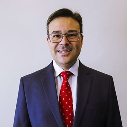 Dr. Arthur Villamil Martins